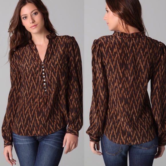 Elizabeth and James Tops - Elizabeth & James silk ikat print blouse Medium